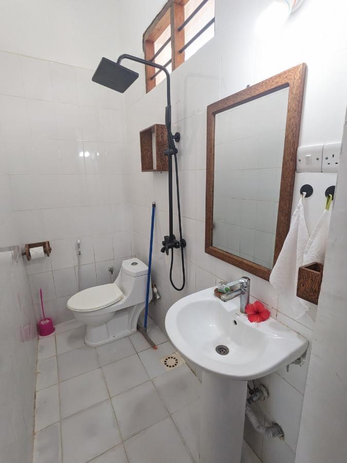 Mkadi Beach House Hotell Nungwi Exteriör bild